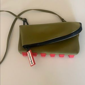 Hunter crossbody